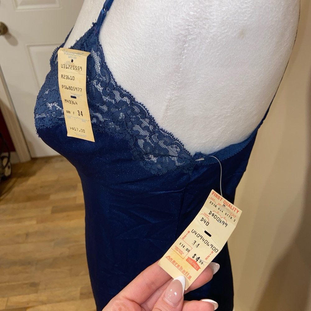 Vassarette Blue Lace Chemise - Picture 3 of 5